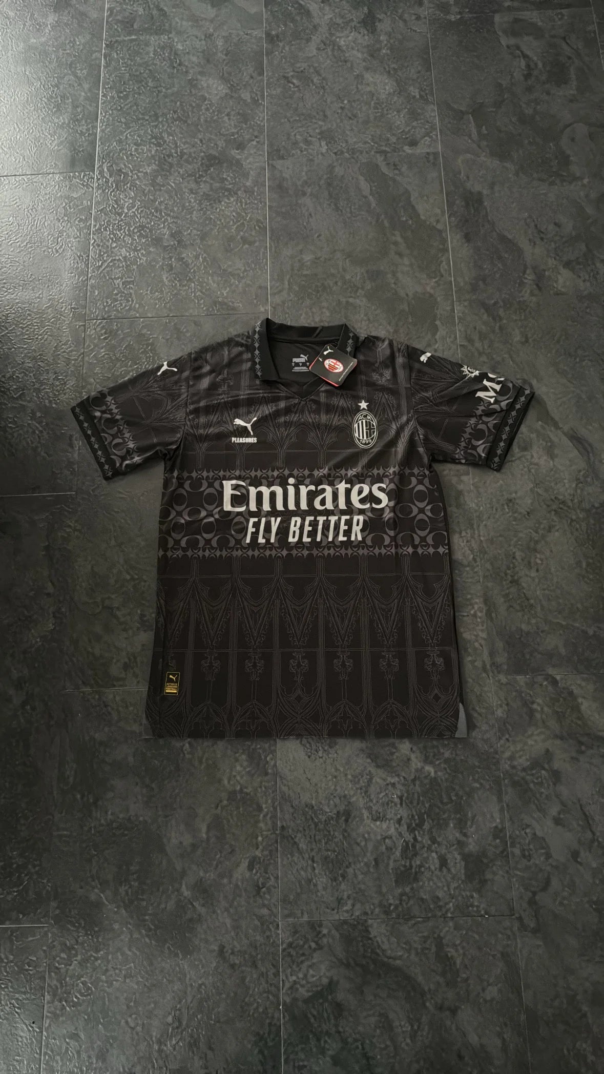 Maillot x PLEASURES Forth AC Milan 23/24 - Noir - Floczone